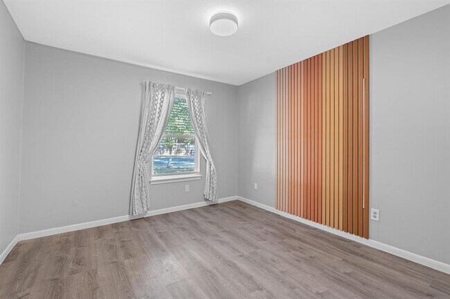 Building Photo - 609 Blackberry Dr