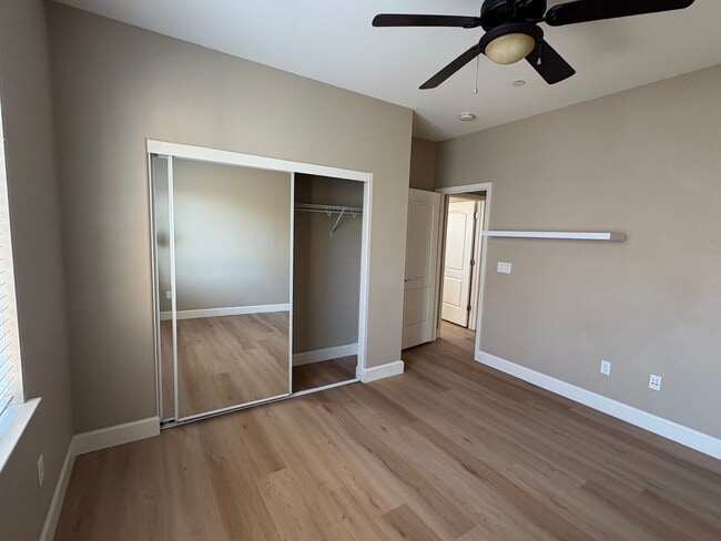 Building Photo - 1/2 off ONE months rent special