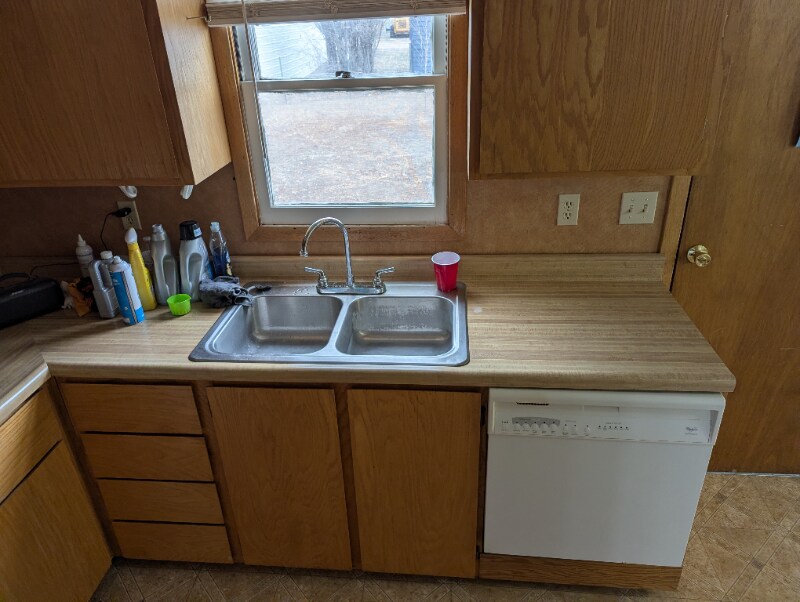 Building Photo - 426 Maple St