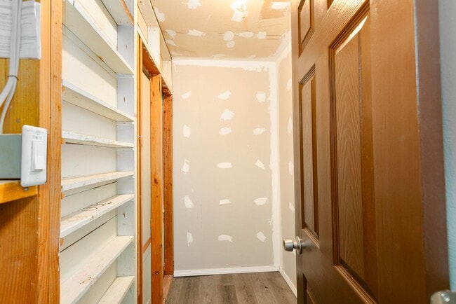 Building Photo - 3 bd 1 bath home