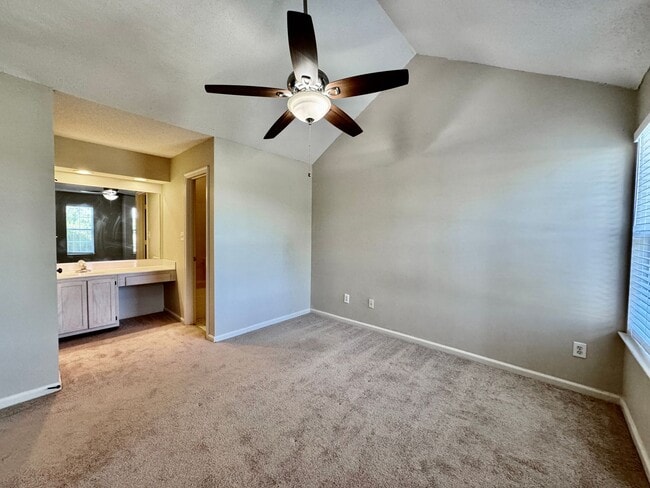 Building Photo - Available 06-15-25! End-Unit Condo w/2 Pri...