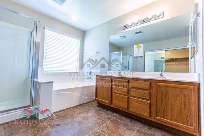 Building Photo - 17932 W Caribbean Ln