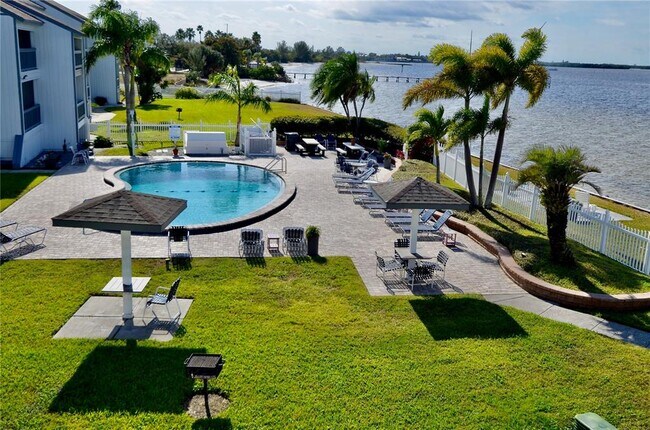 Building Photo - 814 Bahia Del Sol Dr