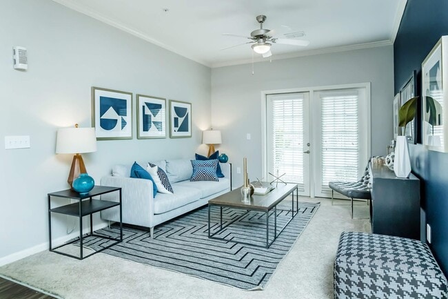 NATURAL LIGHTING - Monarch Apartments