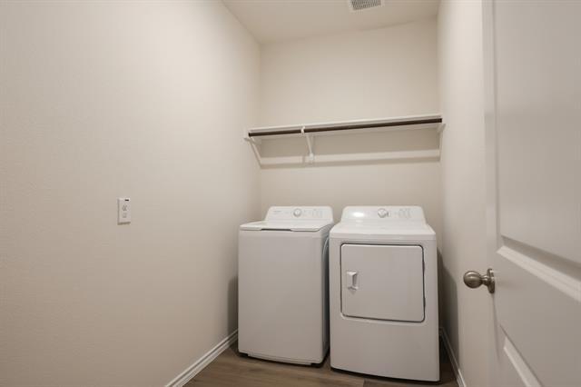 Building Photo - 3924 Amethyst Dr