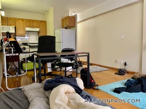 Building Photo - 1110 Commonwealth Ave