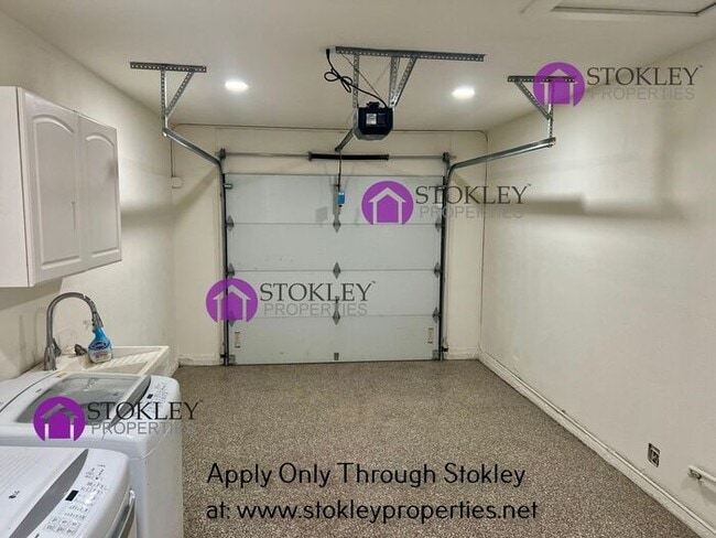 Building Photo - 5705 Cutter Loop