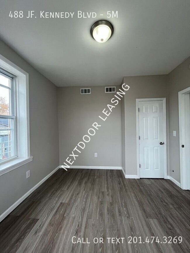 Building Photo - 488 John F. Kennedy Blvd