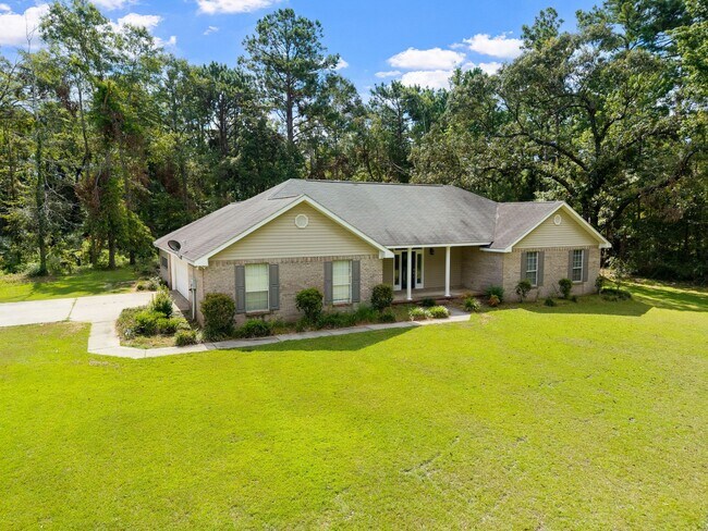Building Photo - 330 Boggy Hollow Rd