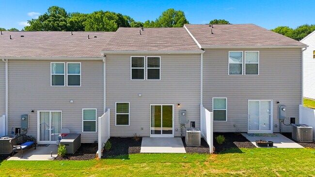Building Photo - Modern Comfort in a Peaceful Newton Community This newly built 3-bed, 2.5-bath townhome blends mo...