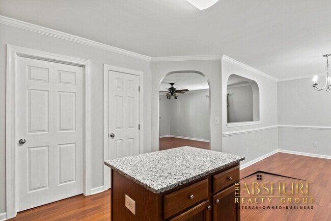 Building Photo - 3704 Hinton Grove Pl