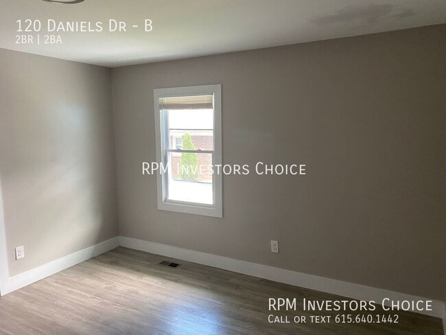 Building Photo - Lovely, modern 2bd/2ba near to Downtown Fr...