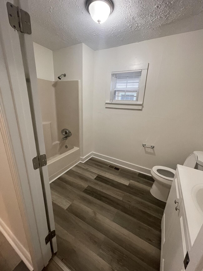 Building Photo - 342 Jefferson St