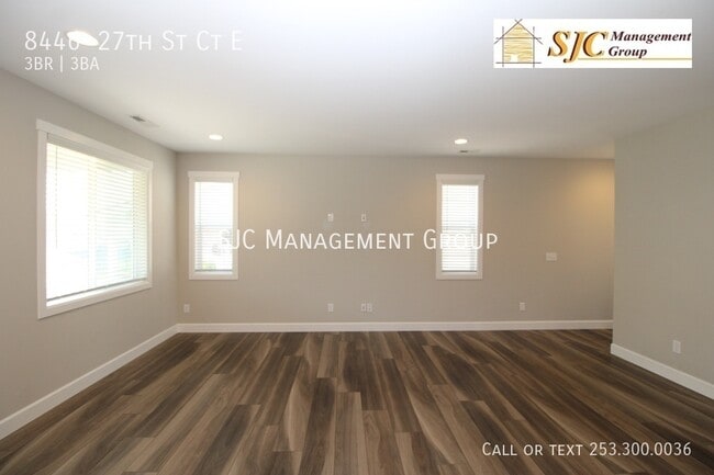 Building Photo - 8446 27th St Ct E