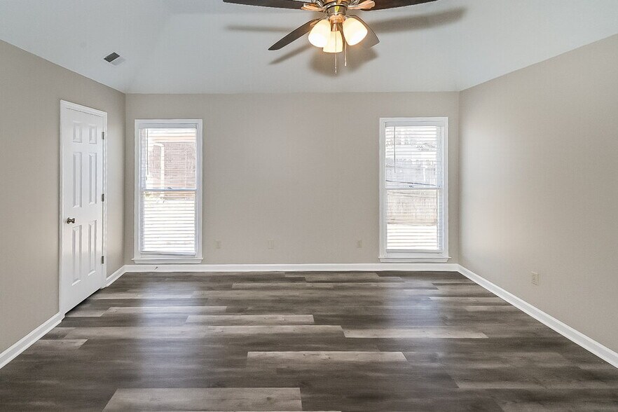 Building Photo - 7976 Tankard Dr