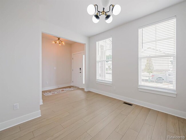 Building Photo - 5169 Poppydrew Ln
