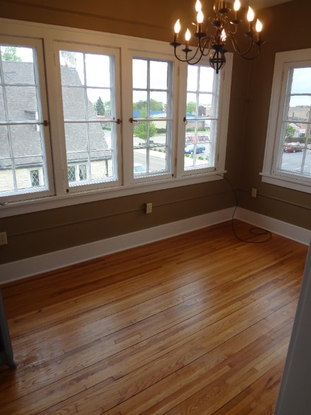 Building Photo - 300 2nd Ave NW