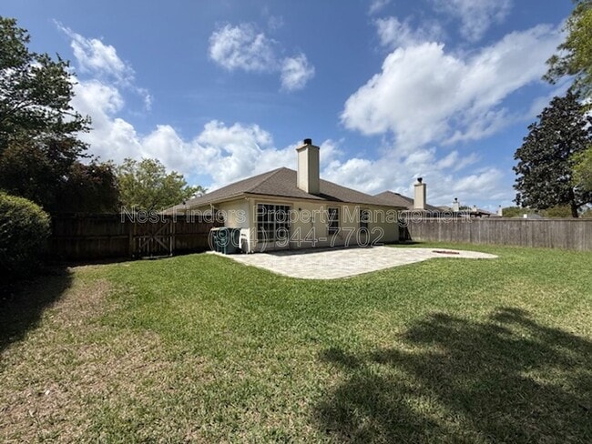 Building Photo - 4509 Deep River Way E