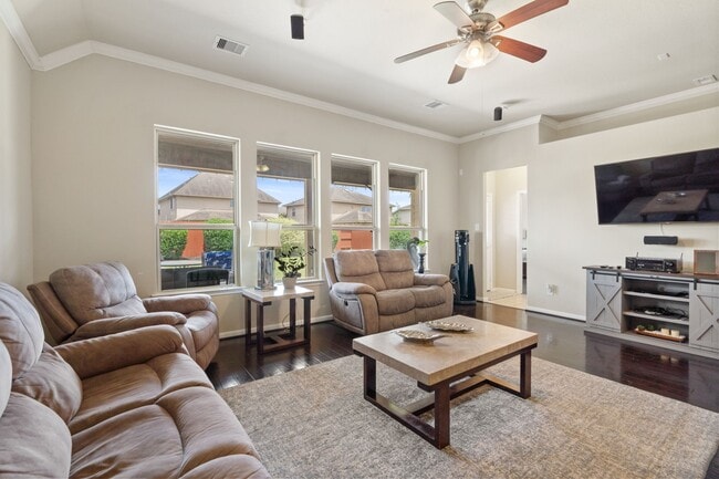 Building Photo - 9131 Basin Ridge Ln