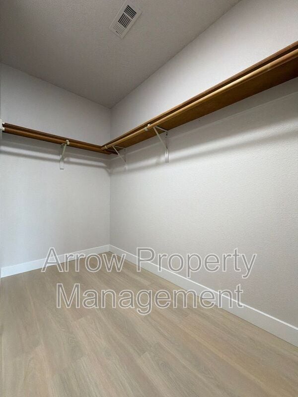 Building Photo - 2384 N 44th St