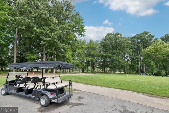 Building Photo - 14715 Jennifer Ct
