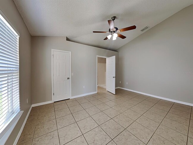 Building Photo - 1861 Manitoba Ct