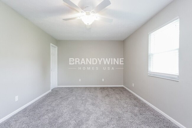 Building Photo - 8825 Royal Meadow Dr