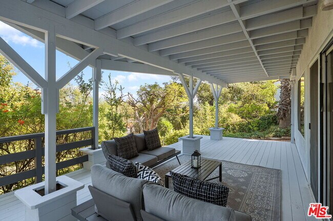 Building Photo - 11543 Sunshine Terrace