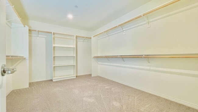 Building Photo - BEAUTIFUL 5BD/3BA-2 Story Home available for rent in Jurupa Valley!