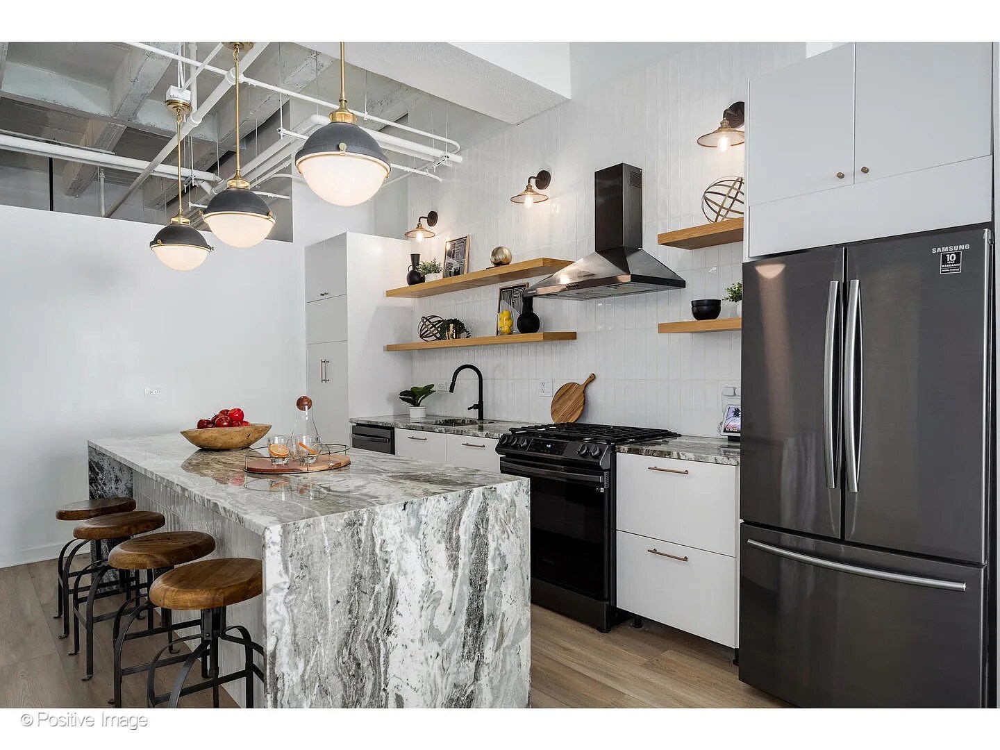 Building Photo - 20 N State St