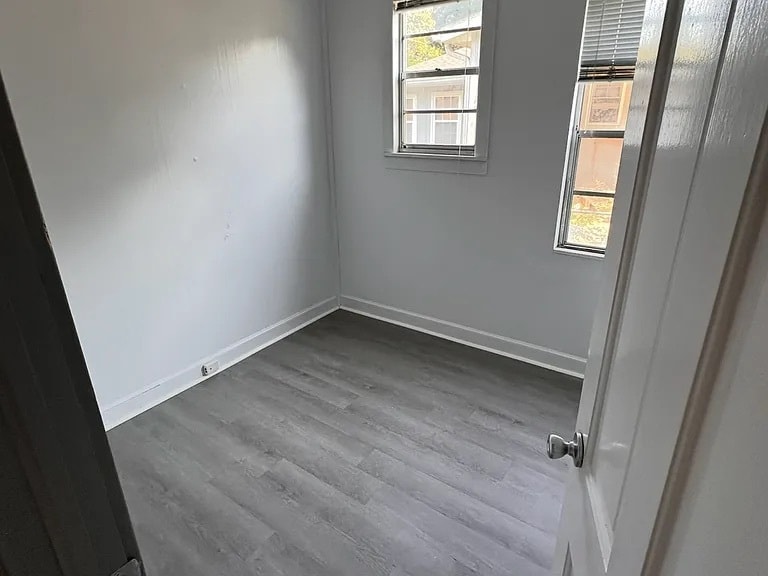 Building Photo - 726 McArthur Blvd