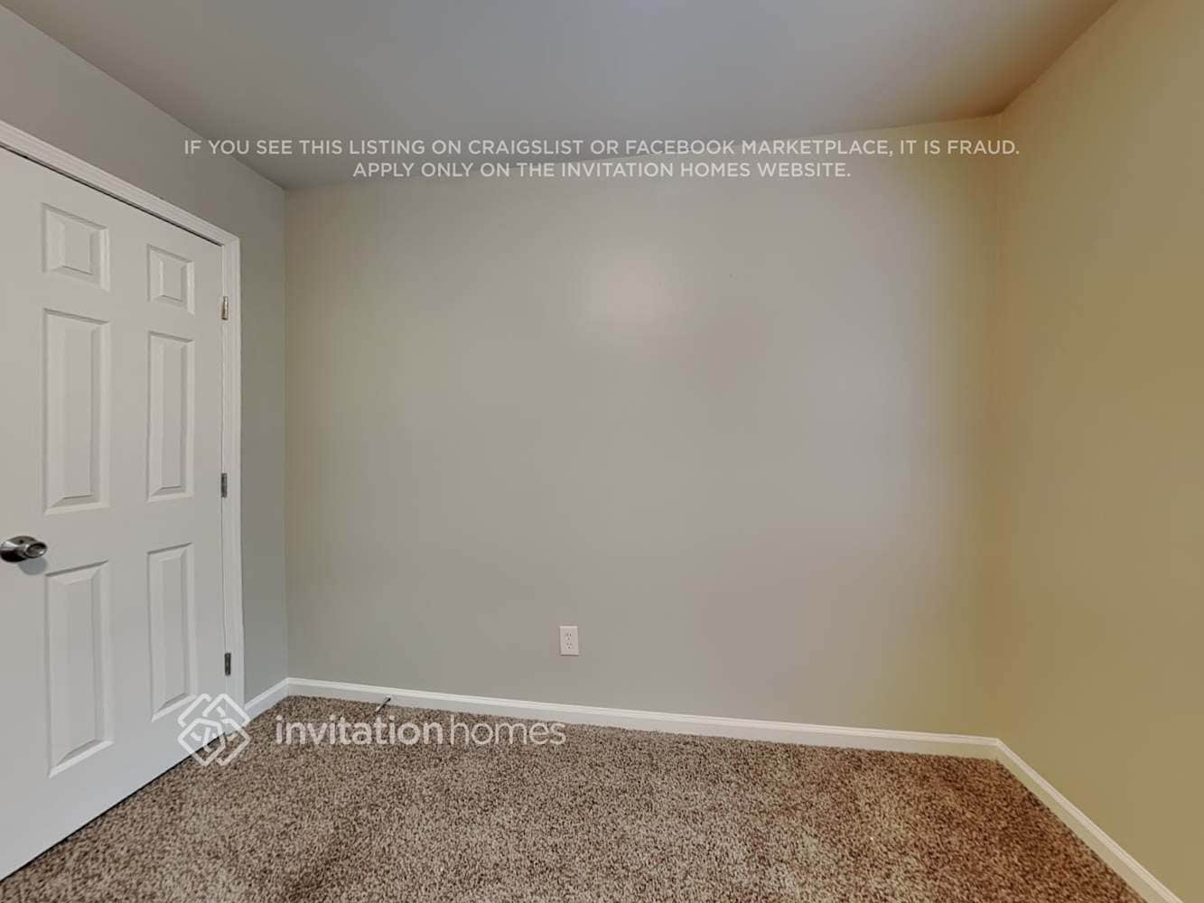 Building Photo - 10 Hidden Meadow Ct