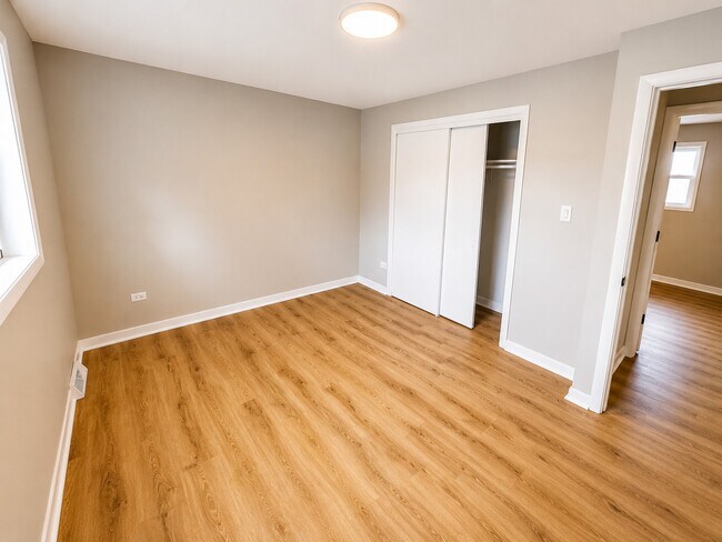 Building Photo - 14603 S Avalon Ave