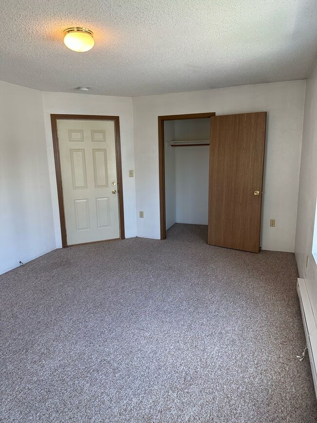 Building Photo - 113 E Prentiss St