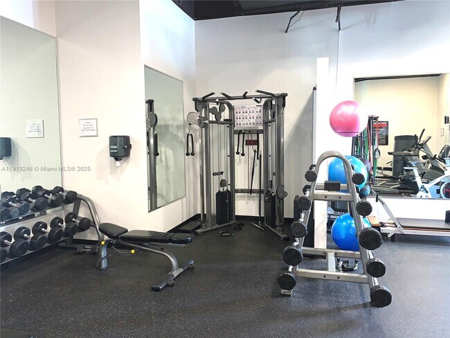 Building Photo - 2001 Meridian Ave