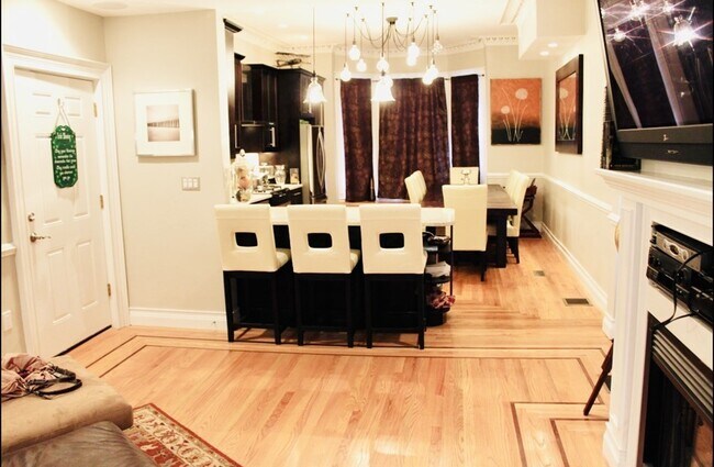 Primary Photo - 156 I St