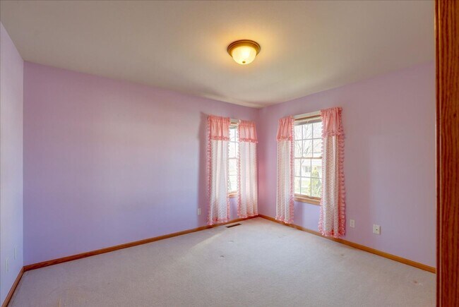 Building Photo - 7033 Rockstream Dr