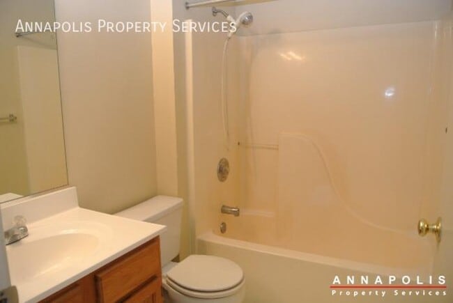 Building Photo - 20H Sandstone Ct