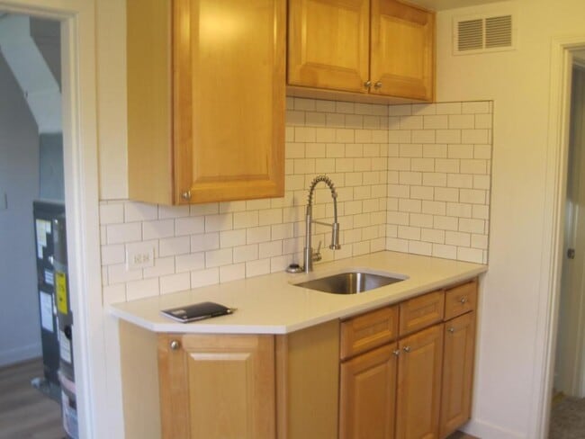 Building Photo - 12031 71st Ave S