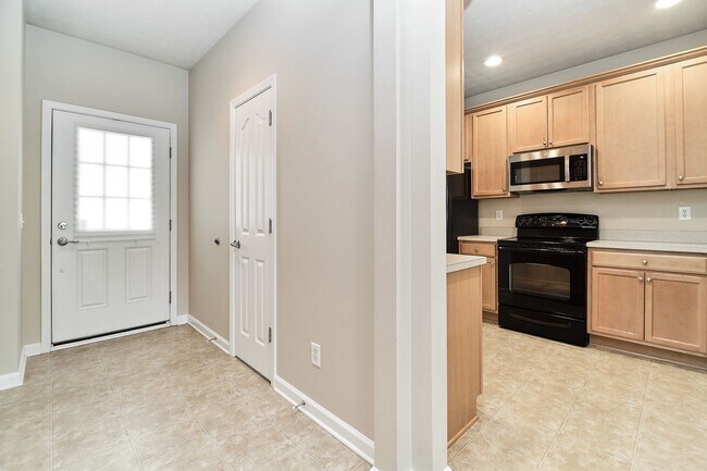 Building Photo - 2BD/2BA in Britton Falls - a Del Web Community!