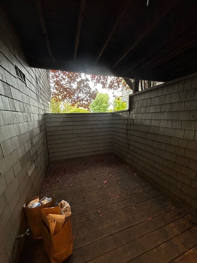 Building Photo - CivicCenter943