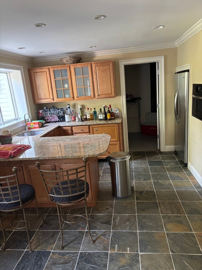 Building Photo - 544 Brookside Rd