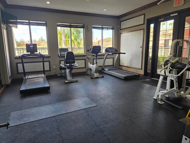 Building Photo - 4175 N Haverhill Rd