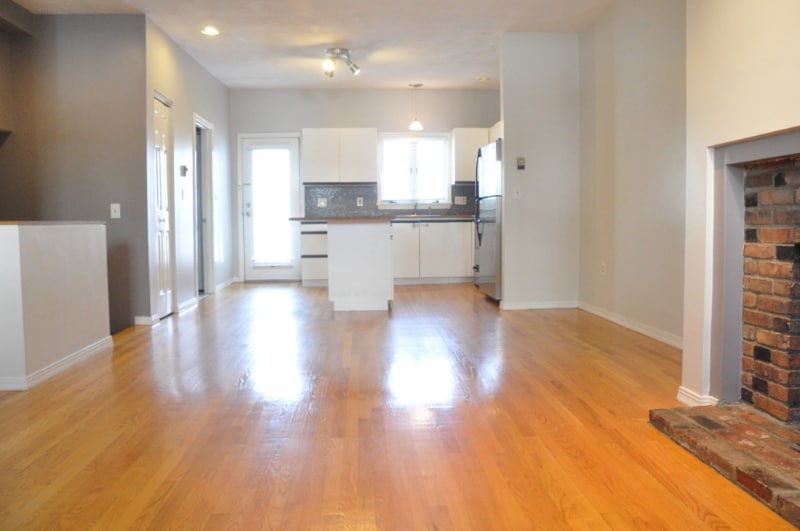 Building Photo - 273 Sumner St
