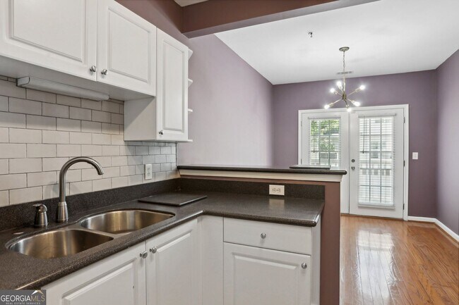 Building Photo - 206 Spring Heights Ln