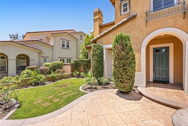 Building Photo - 9 Garnet