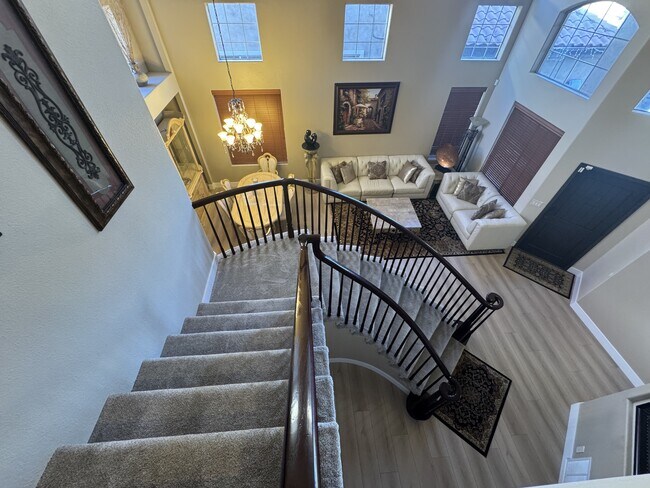 Building Photo - 10 Rhine Cir