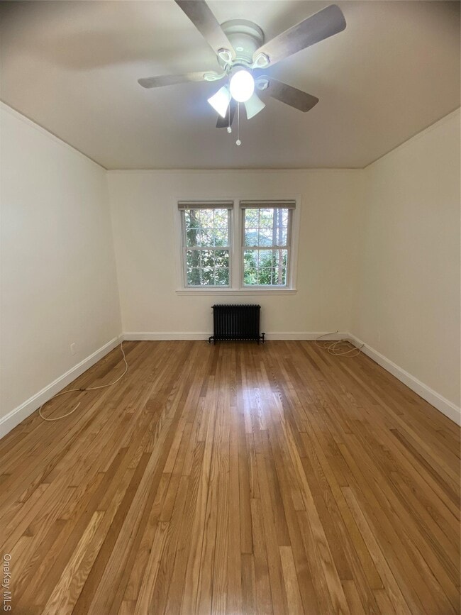 Building Photo - 2 George St