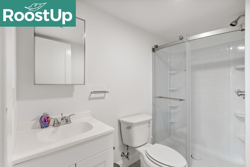Building Photo - RoostUp Furnished Private Bedroom with Pri...