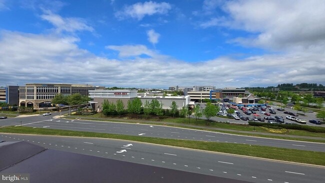 Building Photo - 44768 Tiverton Sq